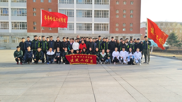1556071674787739.jpg 马拉松4.jpg