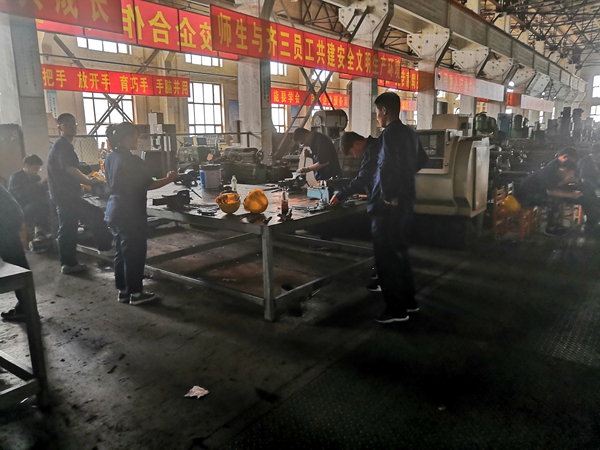 1561682249139121.jpg 锤子.jpg