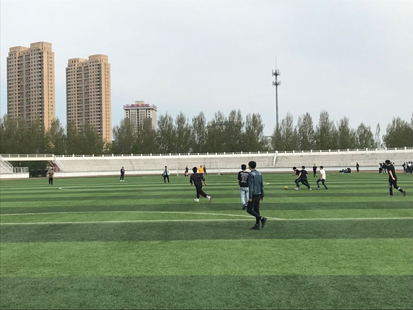 1557452547381476.jpg 足球.jpg