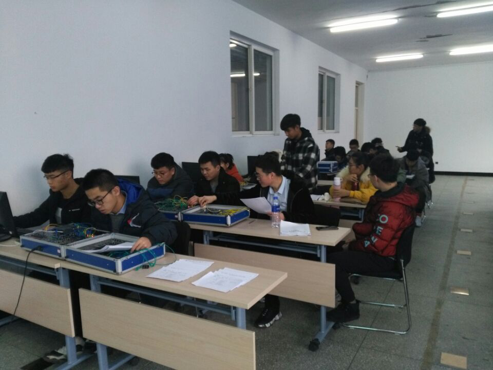 1544773415533508.png 图片1.png